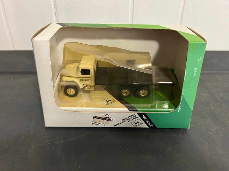 John Deere Implement Hauler Flatbet