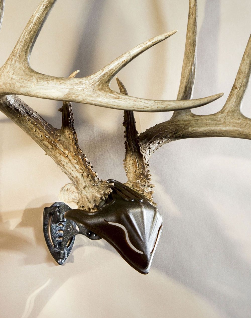 Bone Bracket Skull Cap