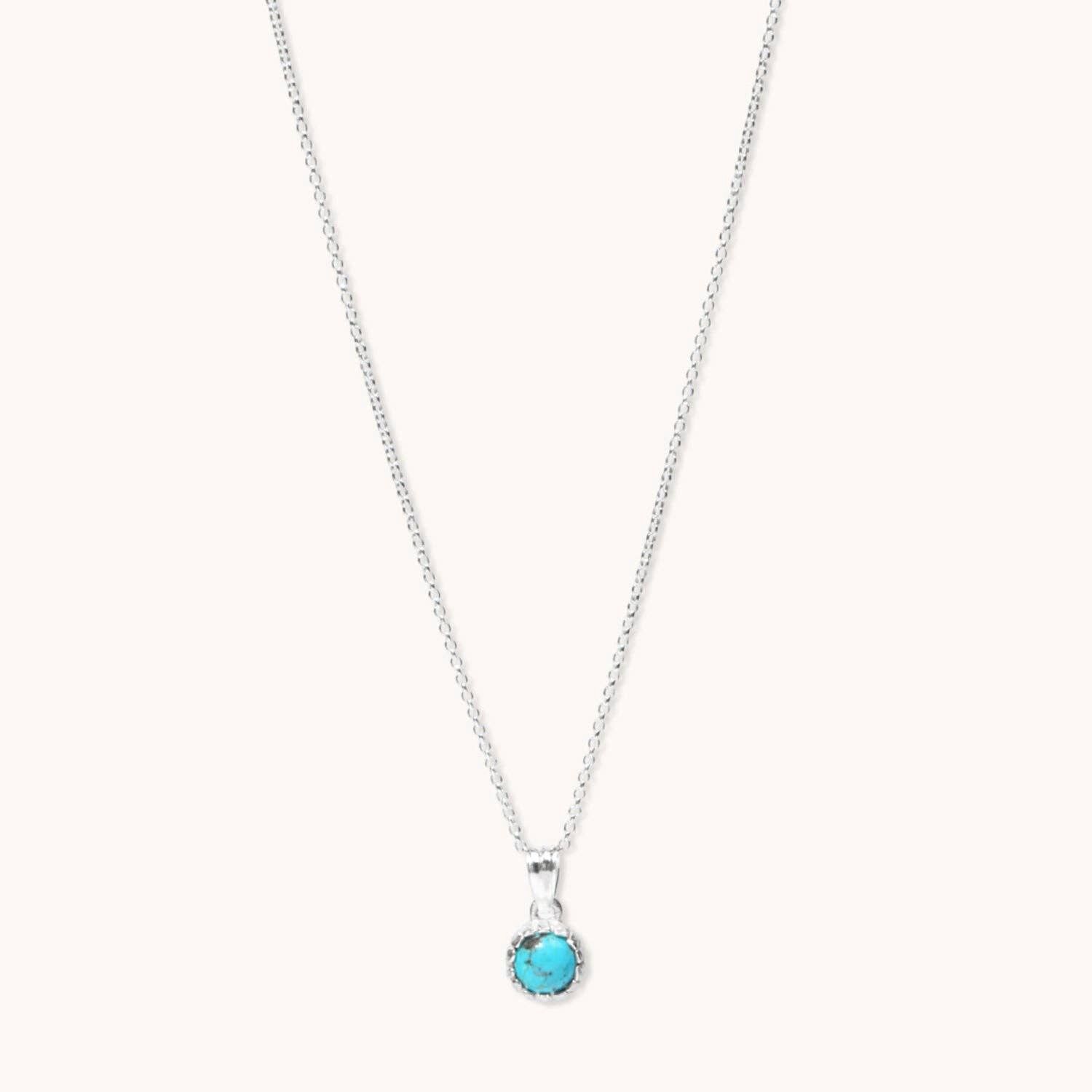 Radiante: Turquoise Heartstone Pendant