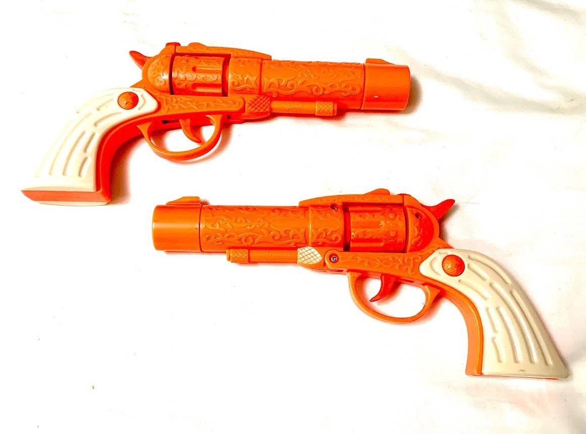 Legends of the Wild West Durango Double Cap Gun &amp; Holster