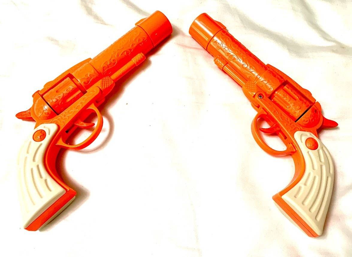 Legends of the Wild West Durango Double Cap Gun &amp; Holster