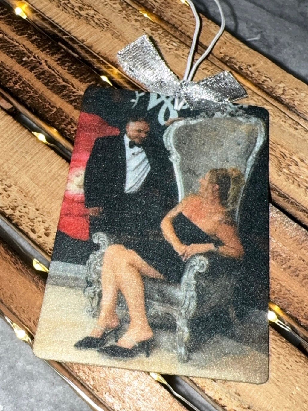 Car air freshener/photo Unscented. Photo both sides