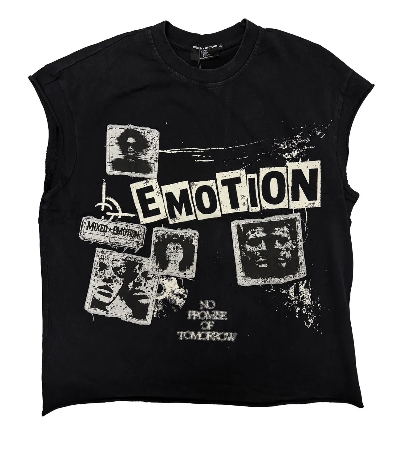 Newspaper Sleeveless Tee