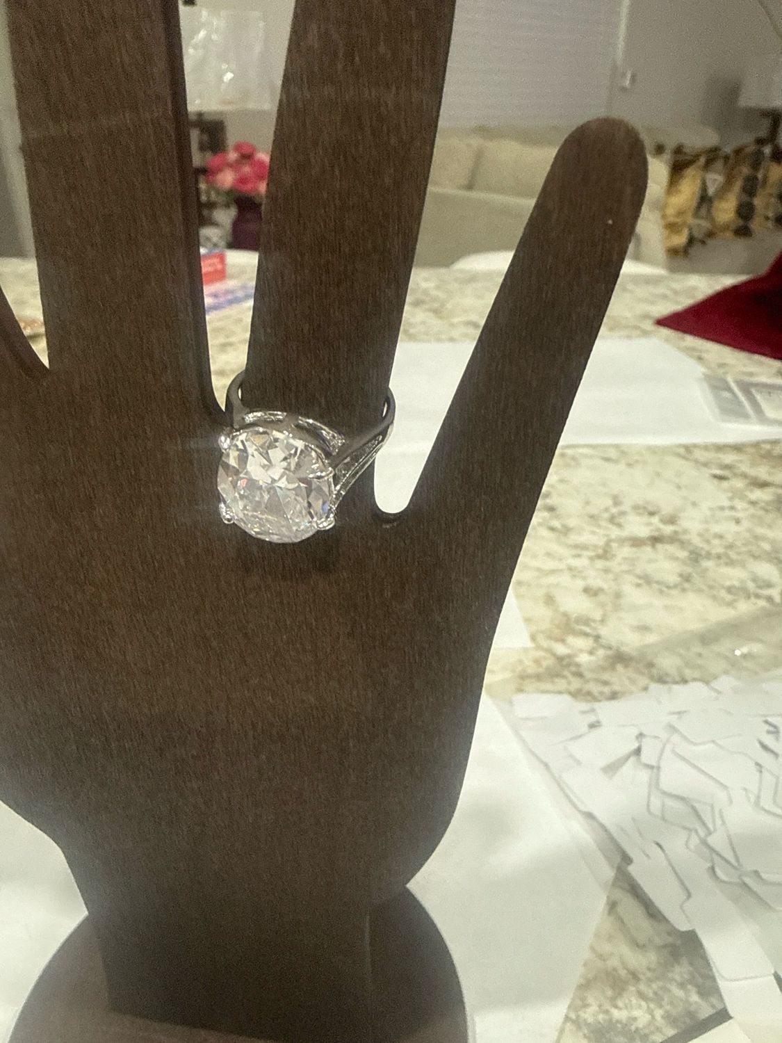 Silver Fashion Ring With Stone .size 7.  SK U 0016