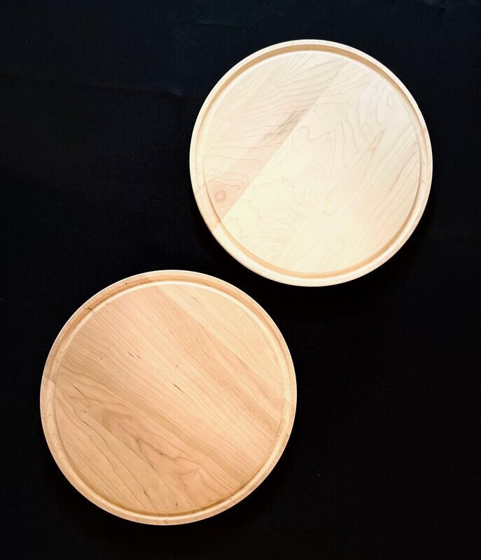 HARDWOOD ROUND CUTTING BOARDS