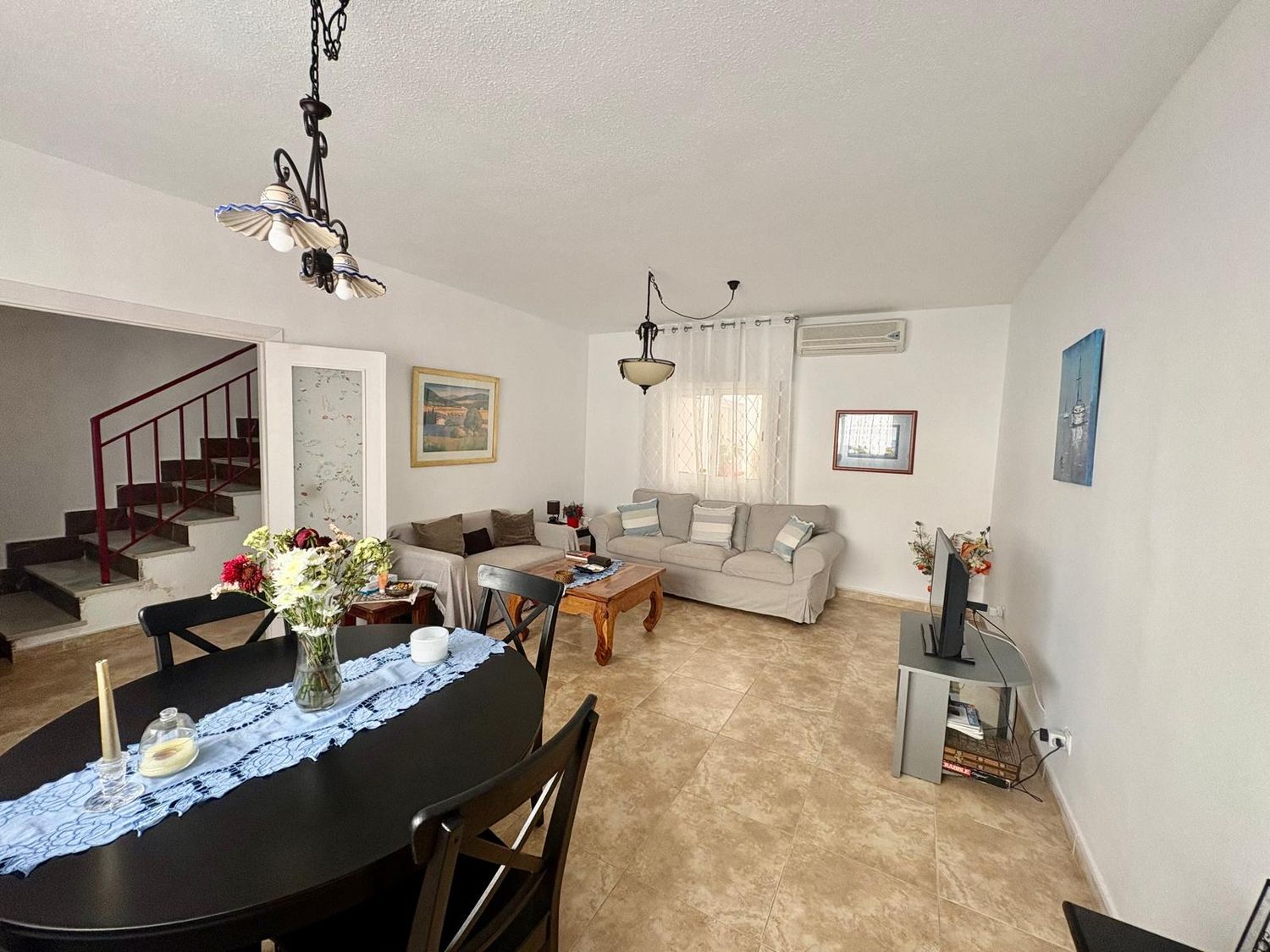SE VENDE DUPLEX CON TERRAZA Y VISTAS AL MAR