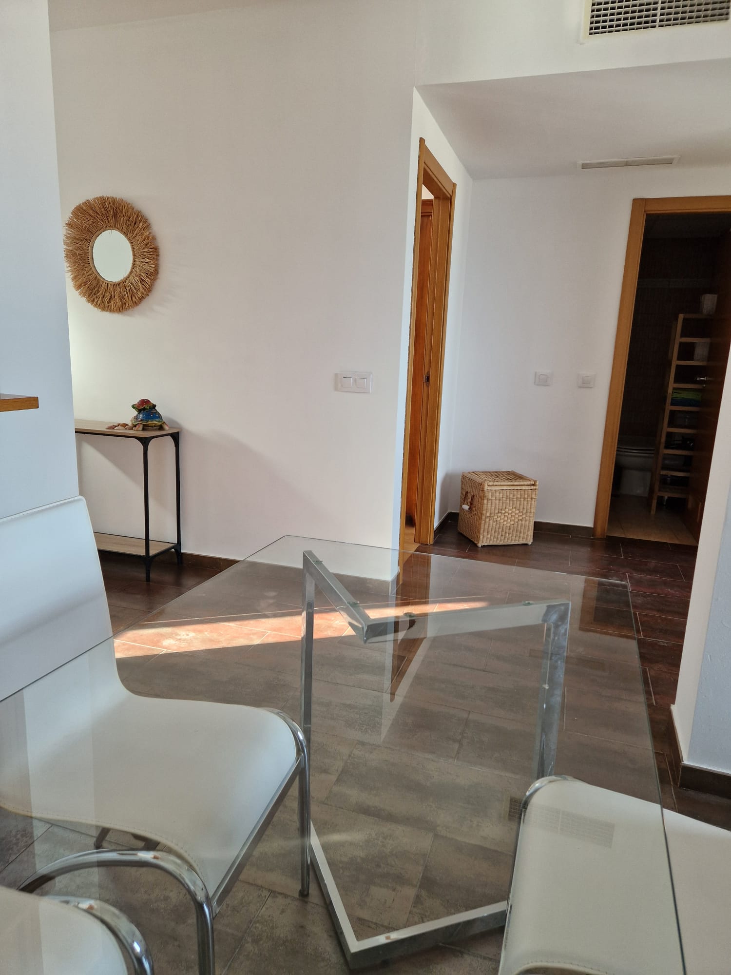 se alquila piso de temporada