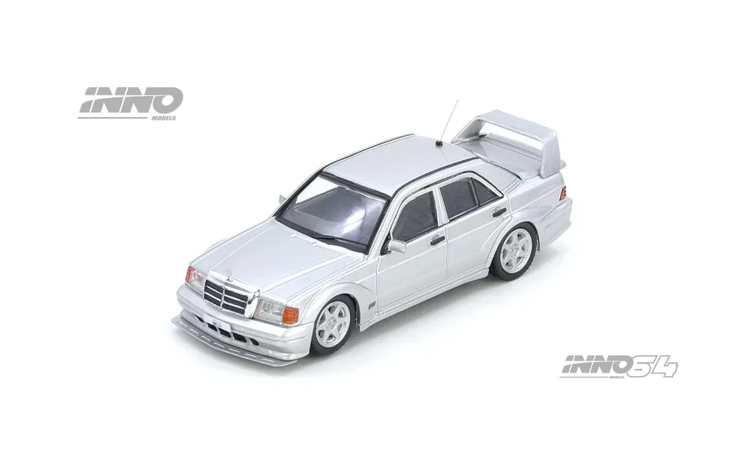Inno64 Mercedes-Benz 190E Silver