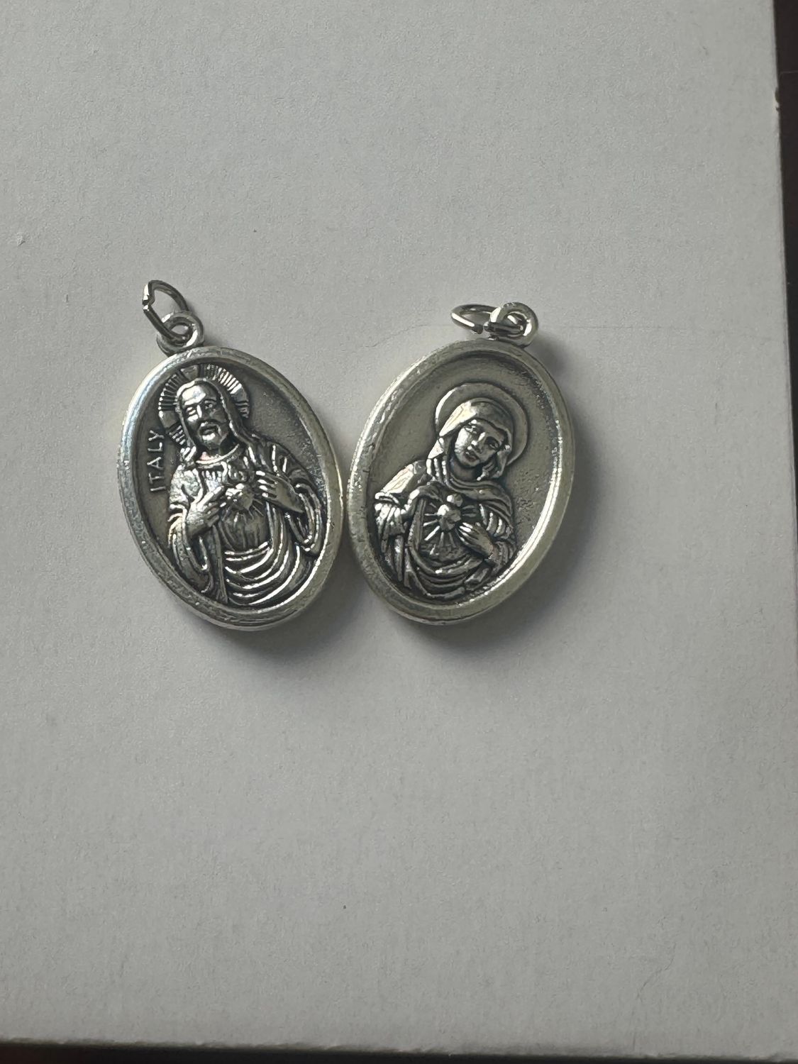 Twins-Sacred Heart of Jesus & Immaculate Heart of Mary - Single medal Twins-Sacred Heart of Jesus & Immaculate Heart of Mary - Single medal