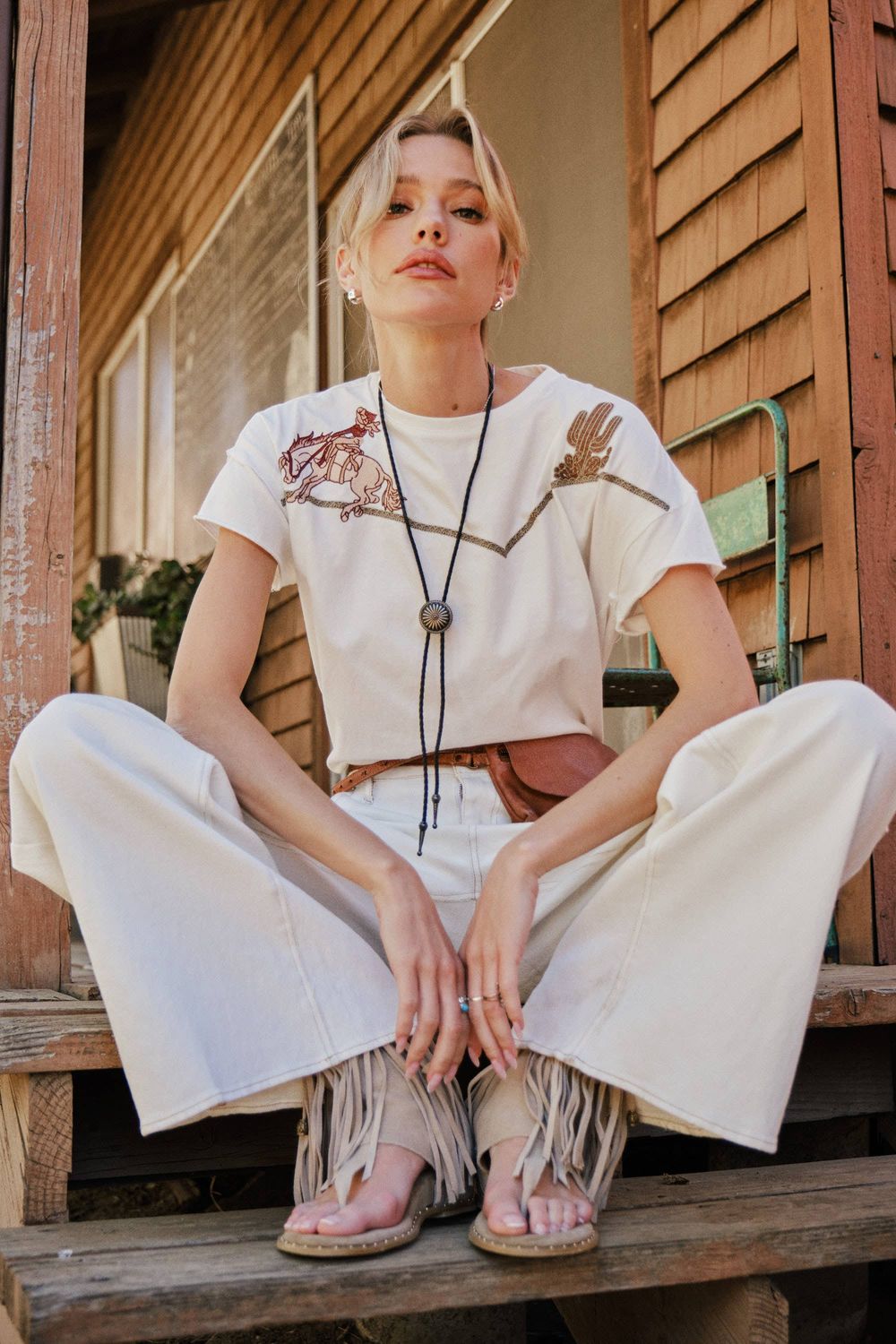 23376T -  Embroidered Shoulder Western Yoke T-Shirt, Color: OFF WHITE, Size: S