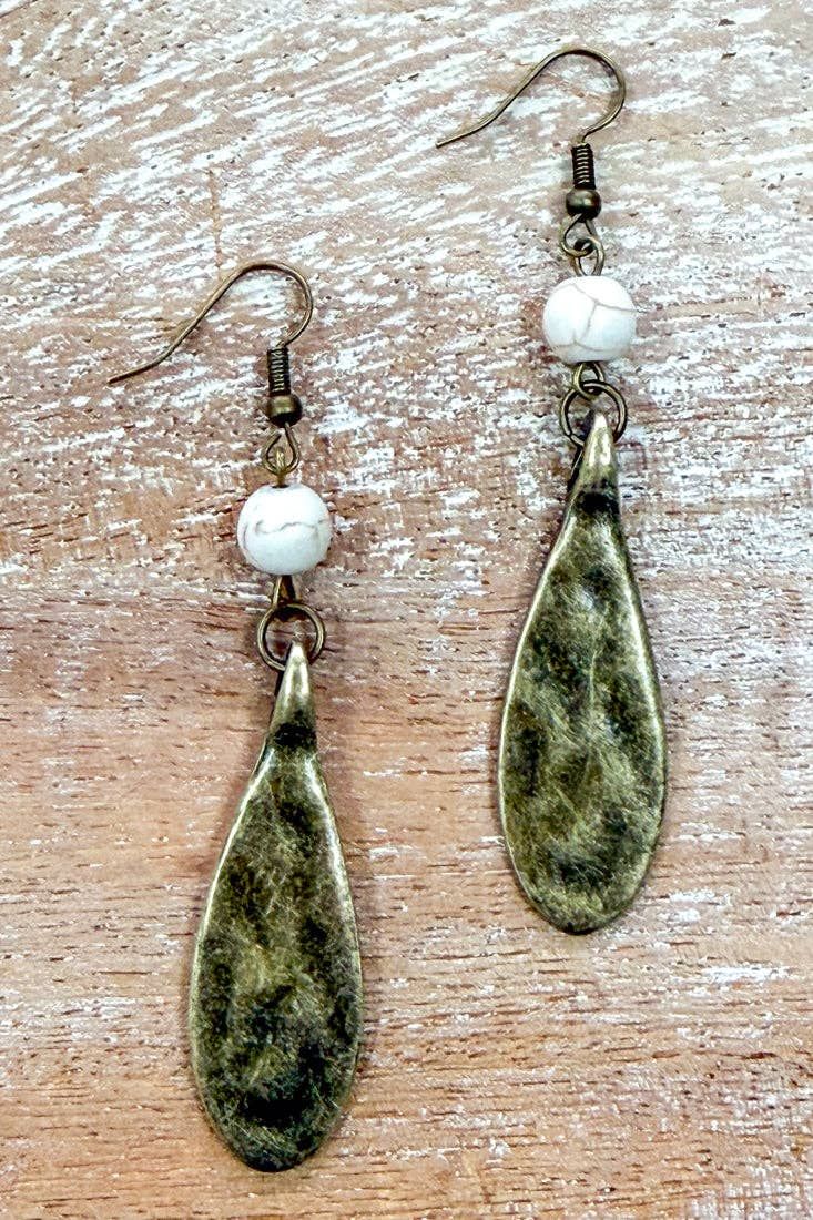 Kiki Earrings, Color: White