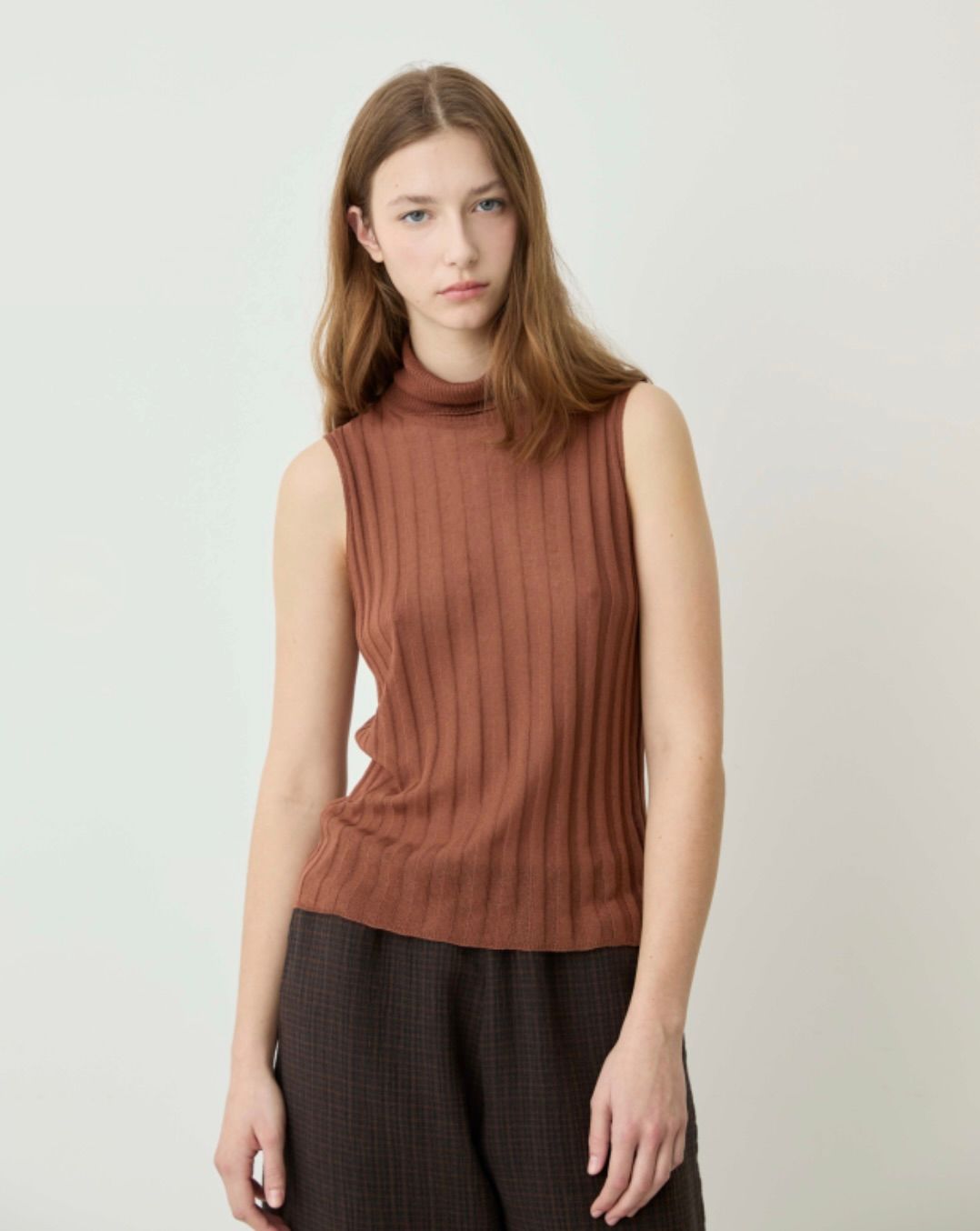 NEAT TOP