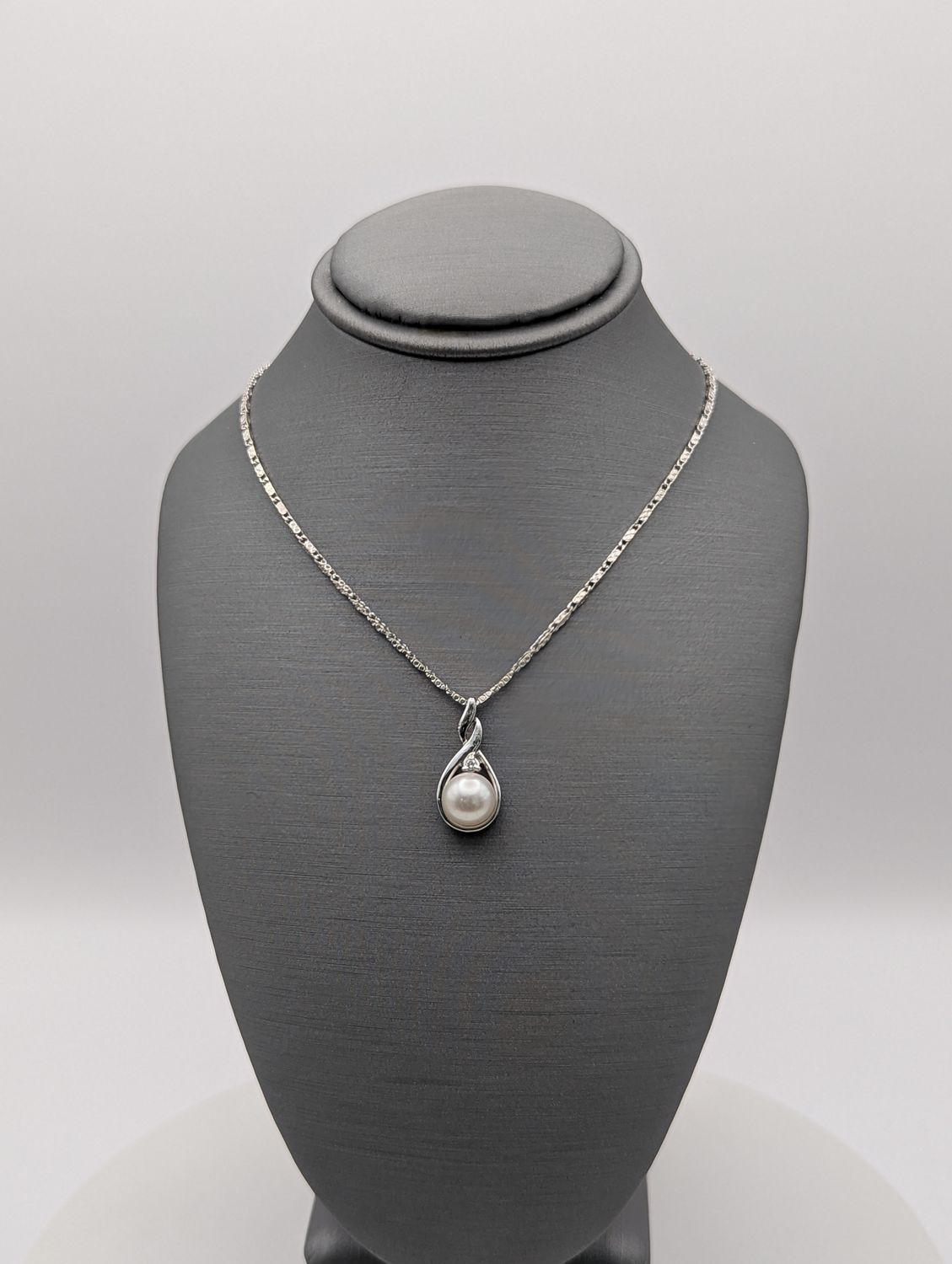 14K WG Dia Pearl Chain (4.9g |8")