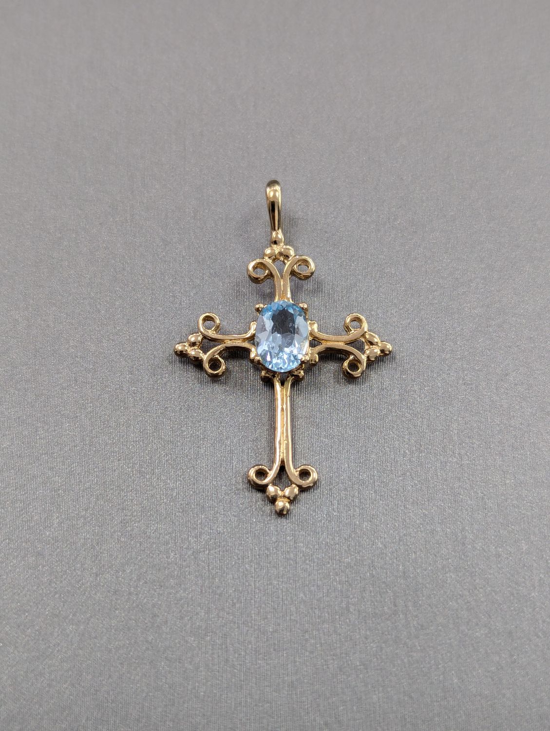 14K YG Aquamarine Cross Pendant (1.8g)