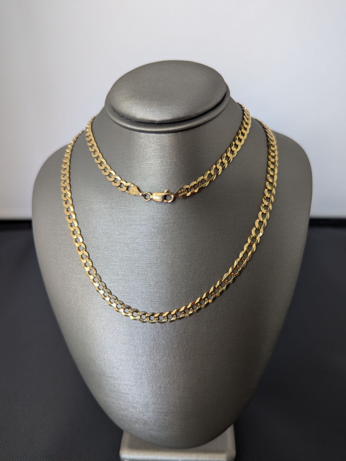 14K YG Lightweight Flat Cuban Curb Chain (15.5g | 26")