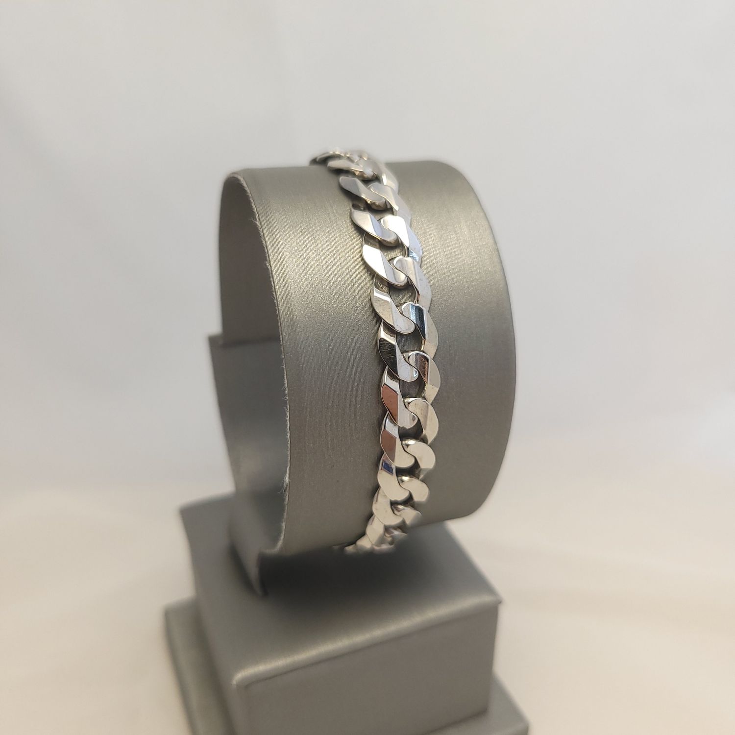 14K WG Curb Bracelet (7" | 15.2g)