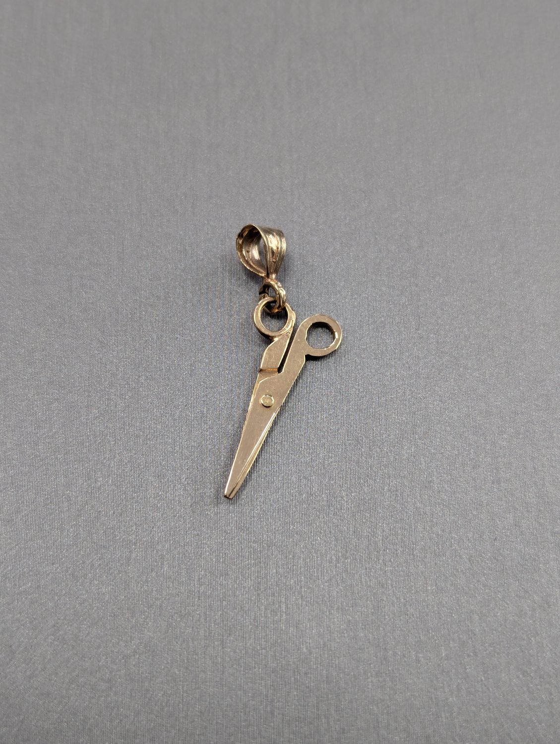 14K YG Scissors Pendant (0.8g)