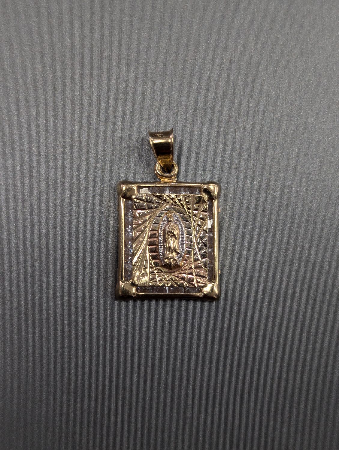14K YG Virgin Mary Pendant (1.7g)
