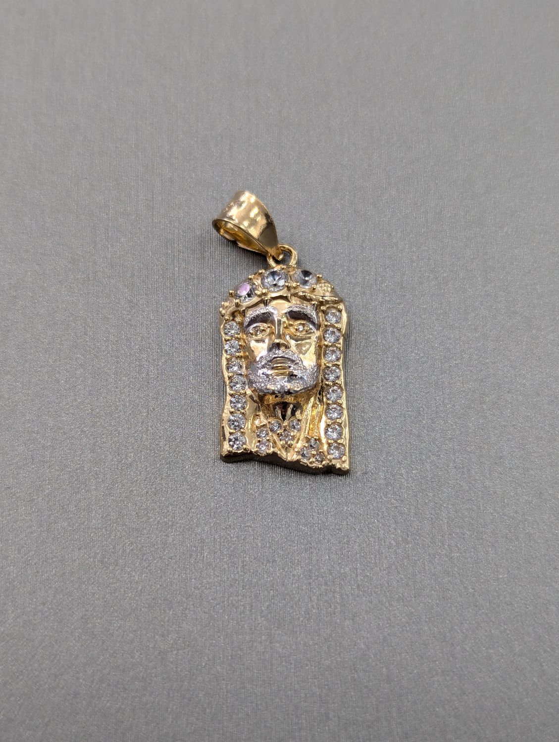 14K Two Tone Jesus Head CZ Pendant (2.1g)
