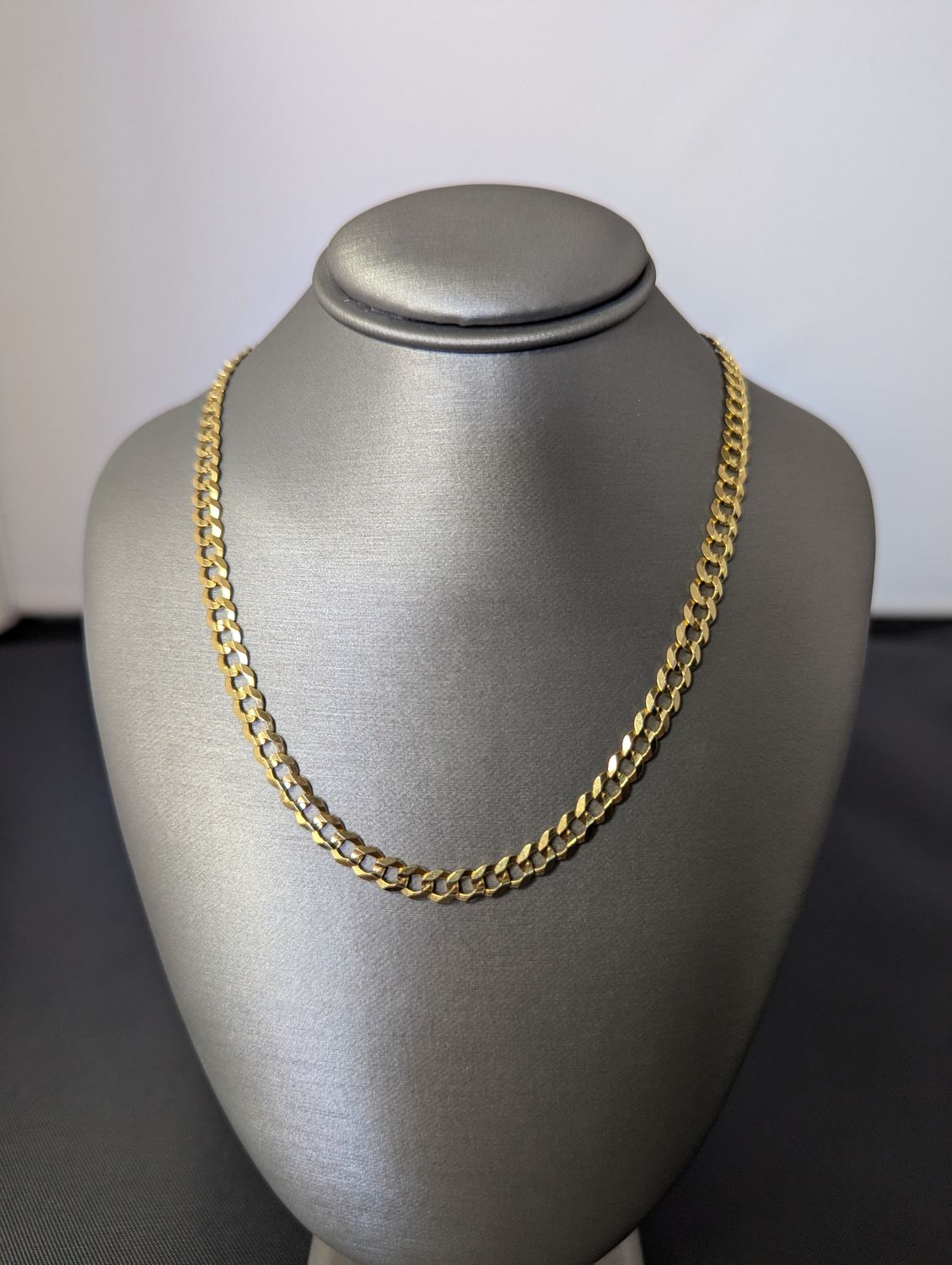 14K YG Lightweight Flat Cuban Chain ( 14.8g | 24")