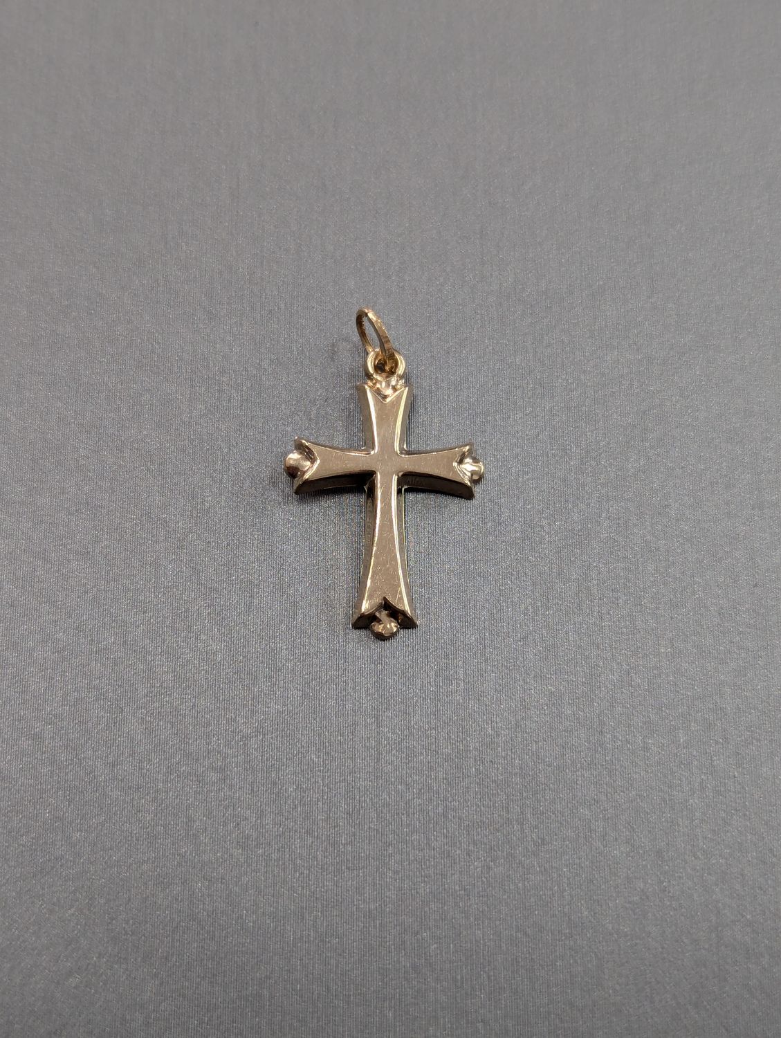 14K YG Cross Pendant (0.6g)