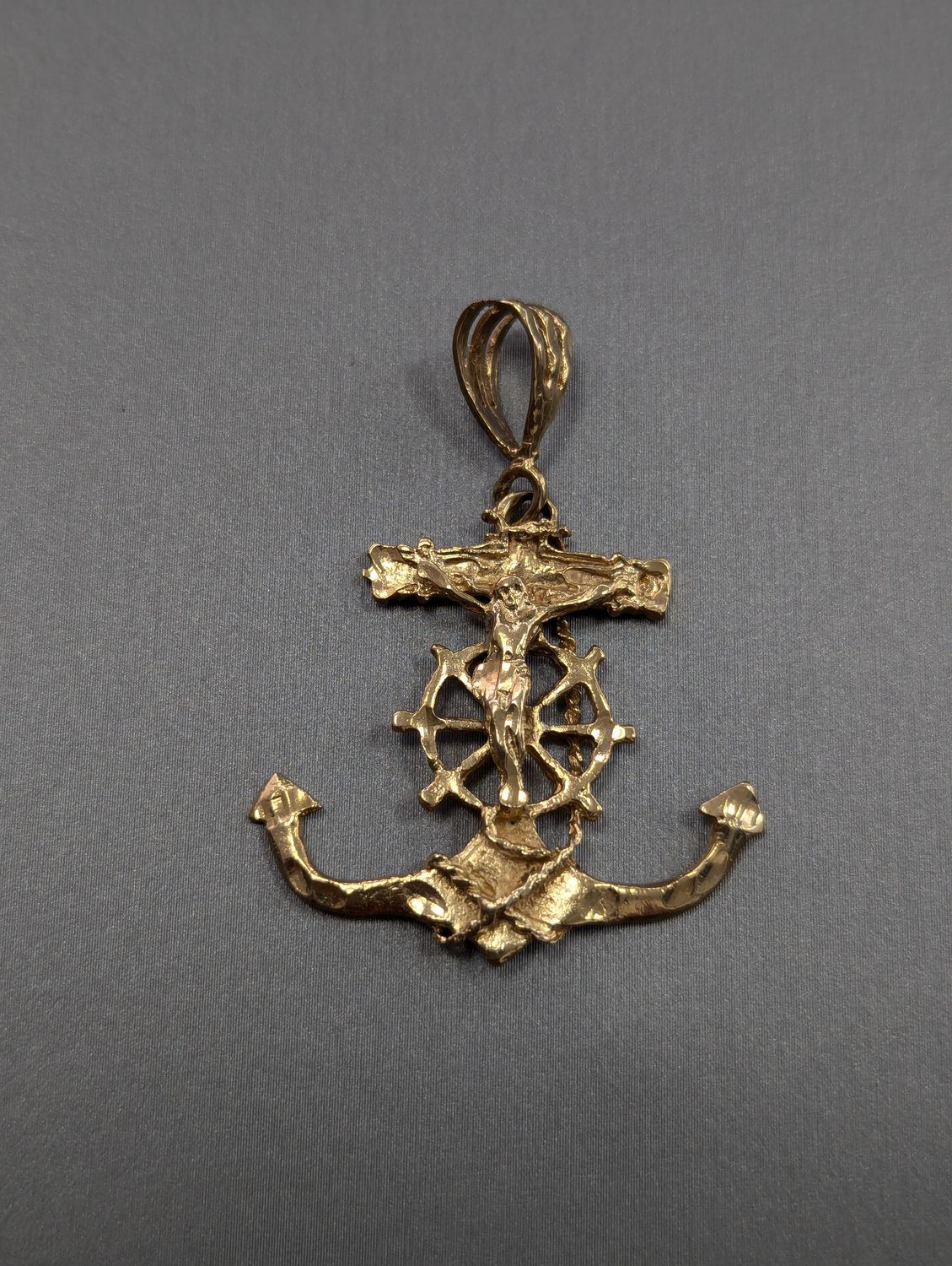 14K YG Anchor Crucifix Pendant (4.3g)