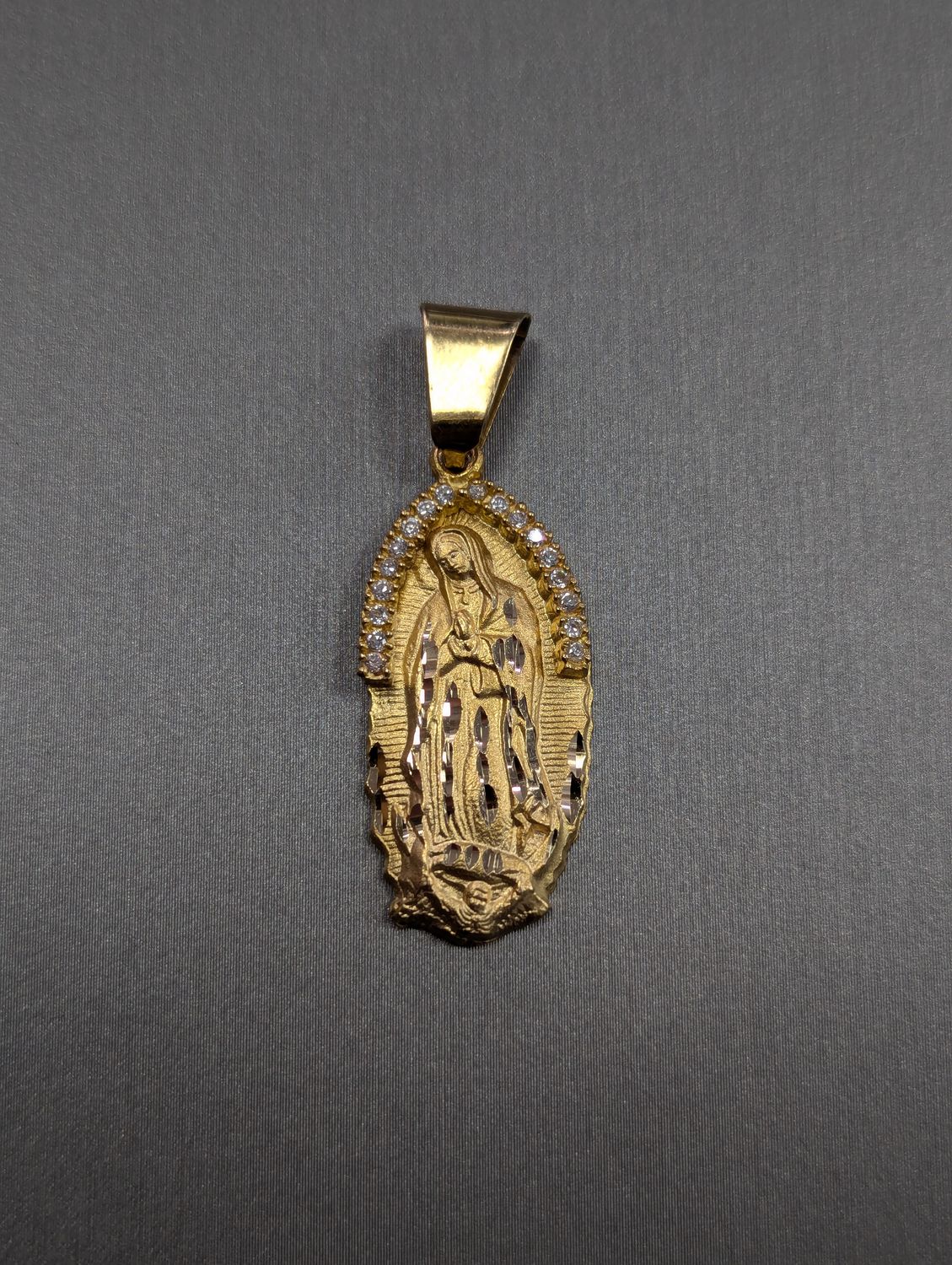 14K YG Dia Cut CZ Guadalupe Pendant (4.2g)