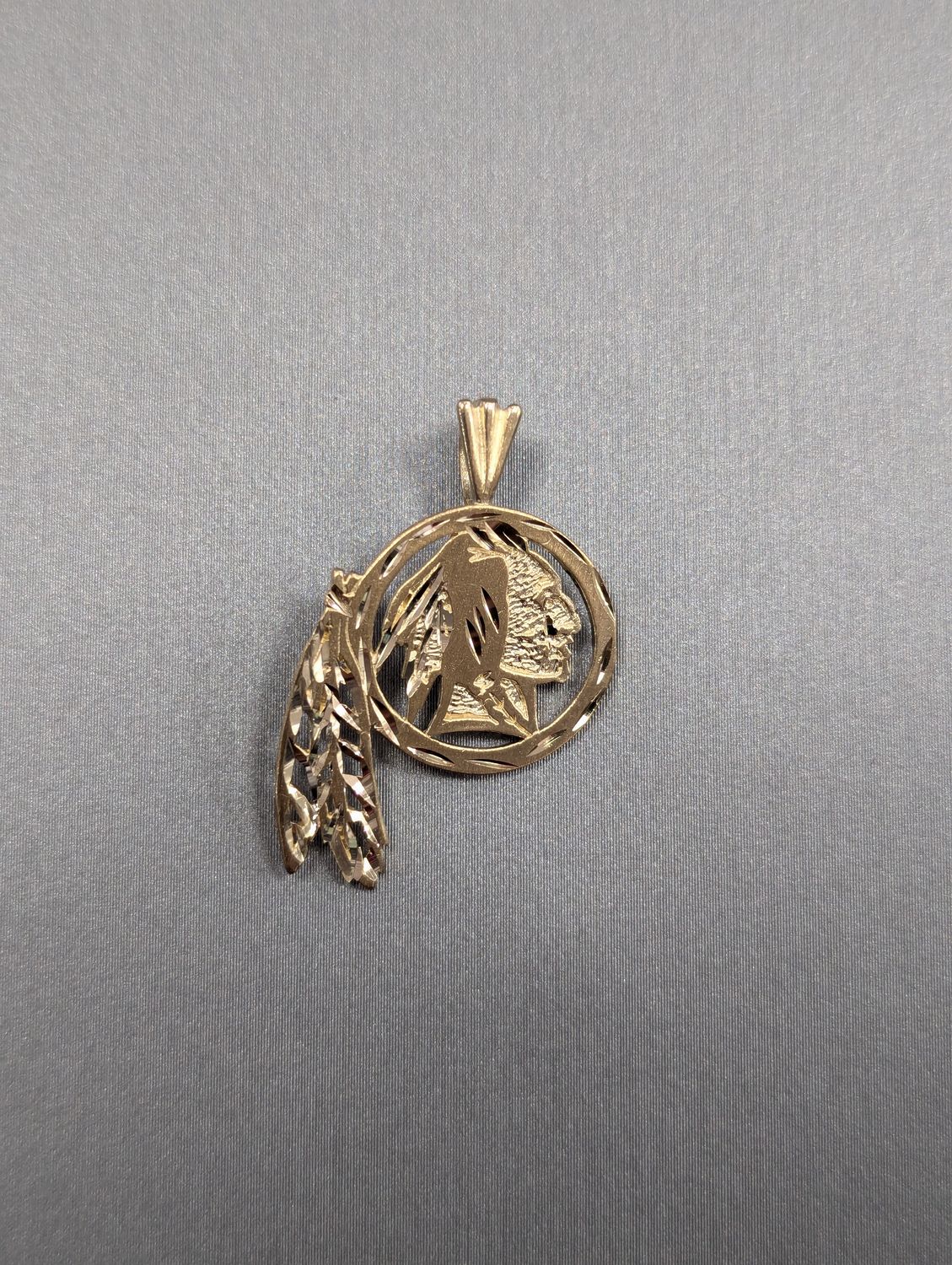 14K YG Washington Redskins Pendant (2.0g)