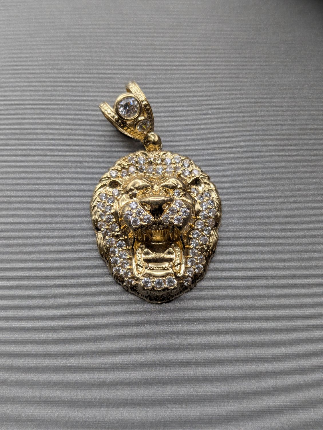 14K YG  Lion Head Pendant (5.5g)