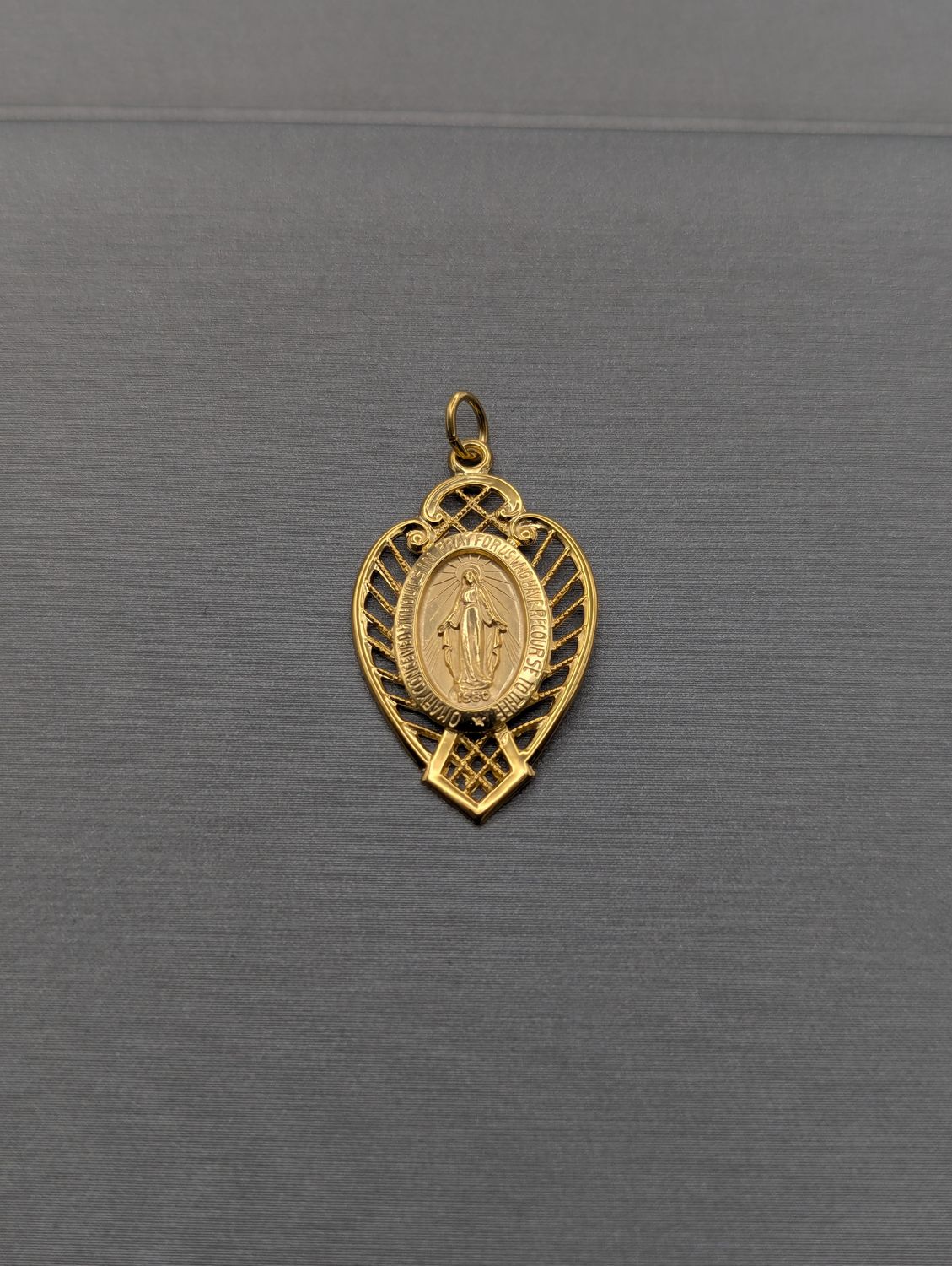 14K YG Fancy Virgin Mary Pendant (1.8g)