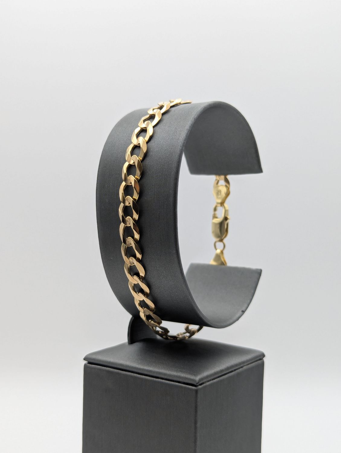 14K YG Curb  Bracelet (9" | 13.6g)