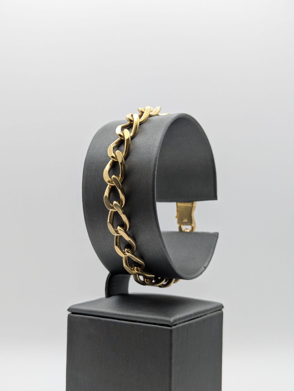 14K YG Open Flat Curb Bracelet (8.5" | 29.7g)