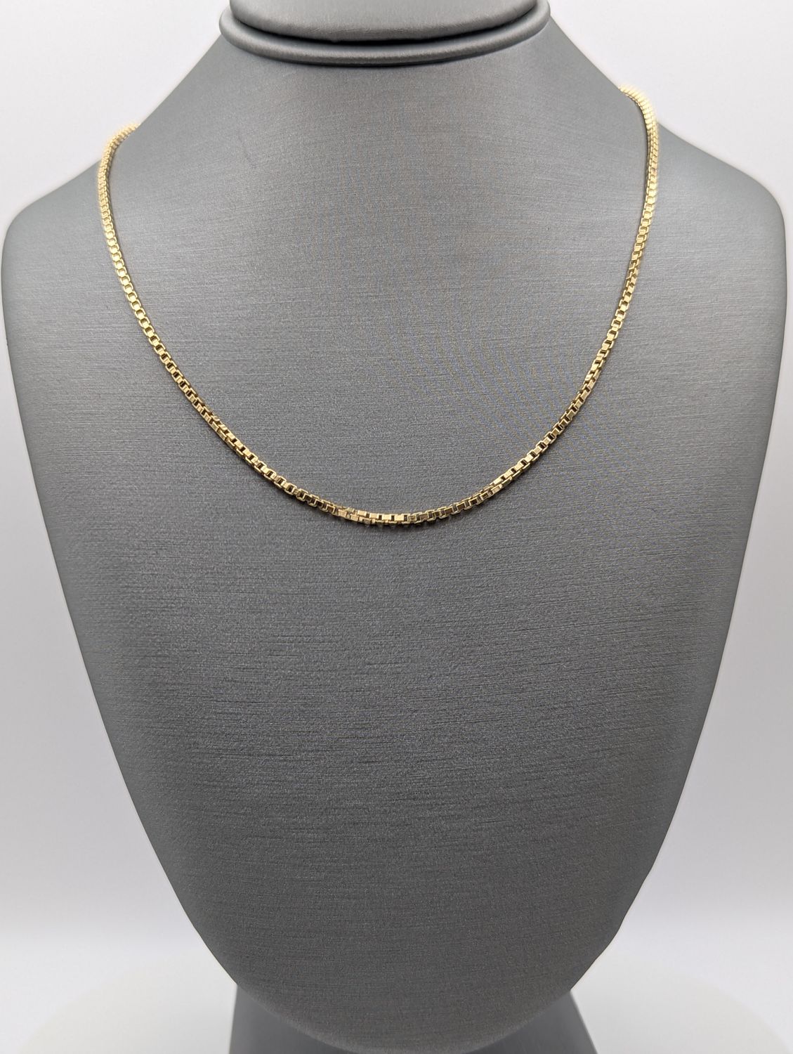 14K YG Box Chain (18" | 4.7g | 1.5mm)