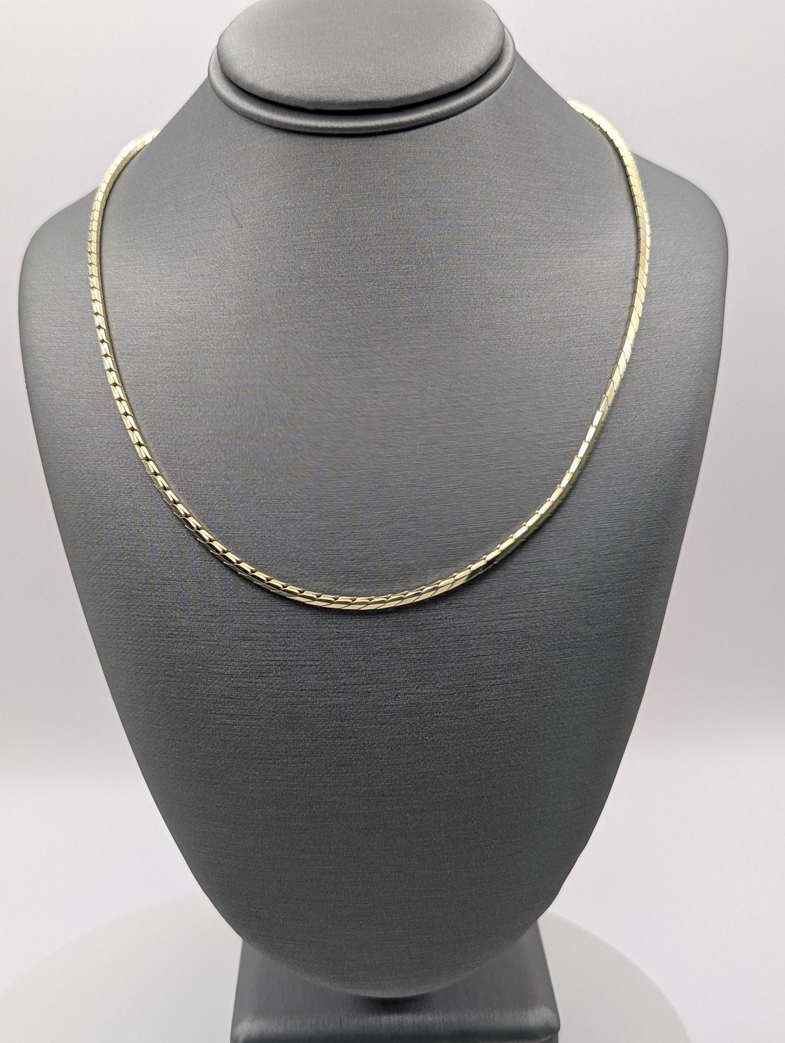 14K YG Fancy Snake Necklace (24" | 23.4g | 2mm)