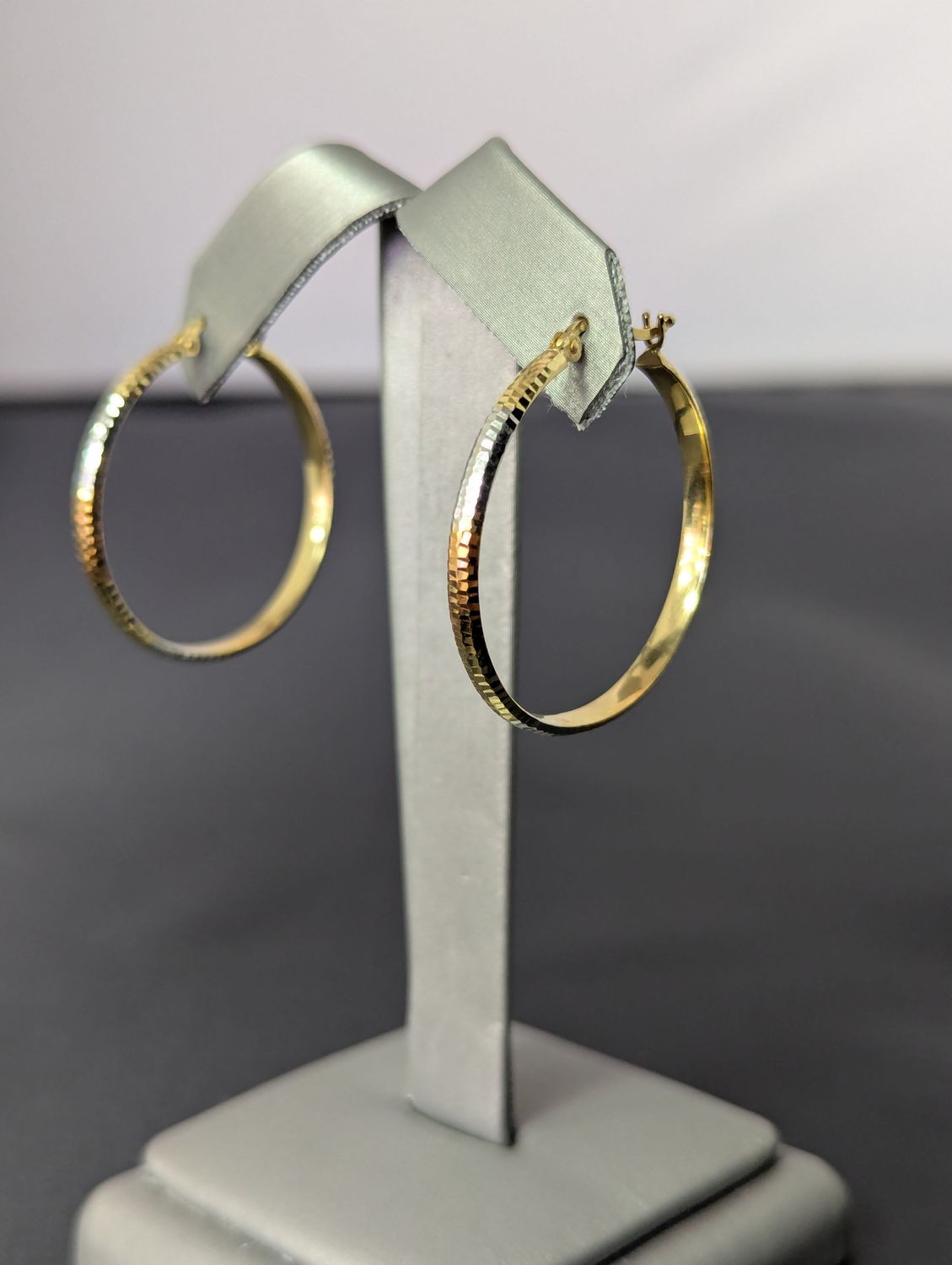 14K Tri Color Dia Cut Hollow Hoop Earrings (2.5g)