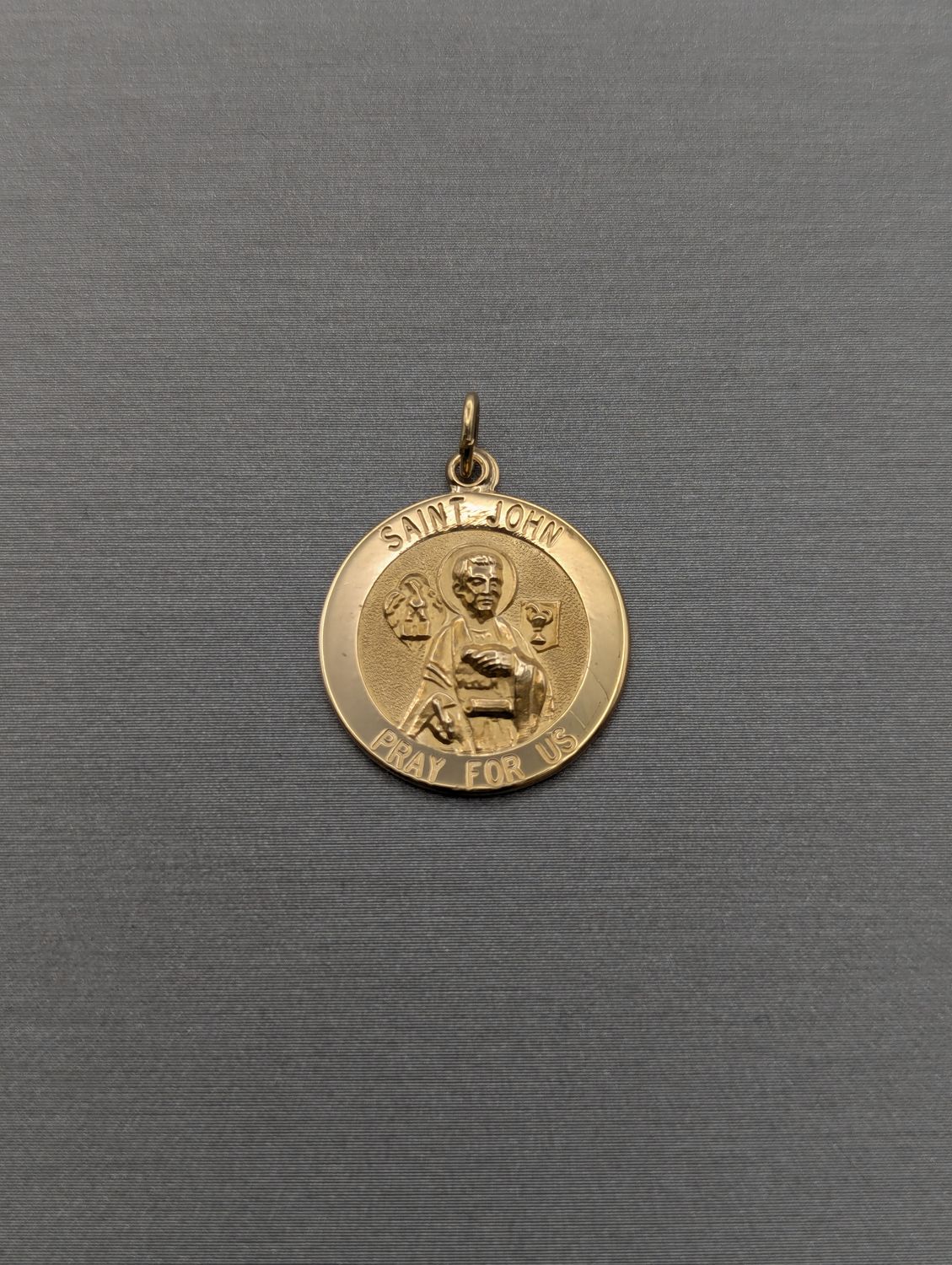 14K YG Saint John Pendant (2.1g)