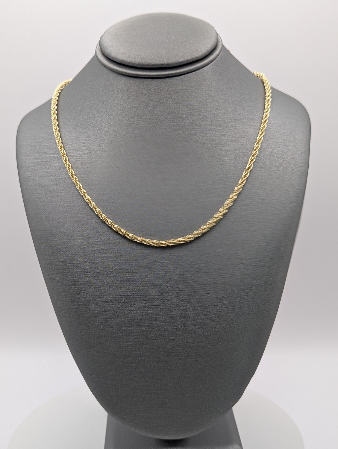 14K YG Wheat Chain (32" | 4g | 1.9mm)