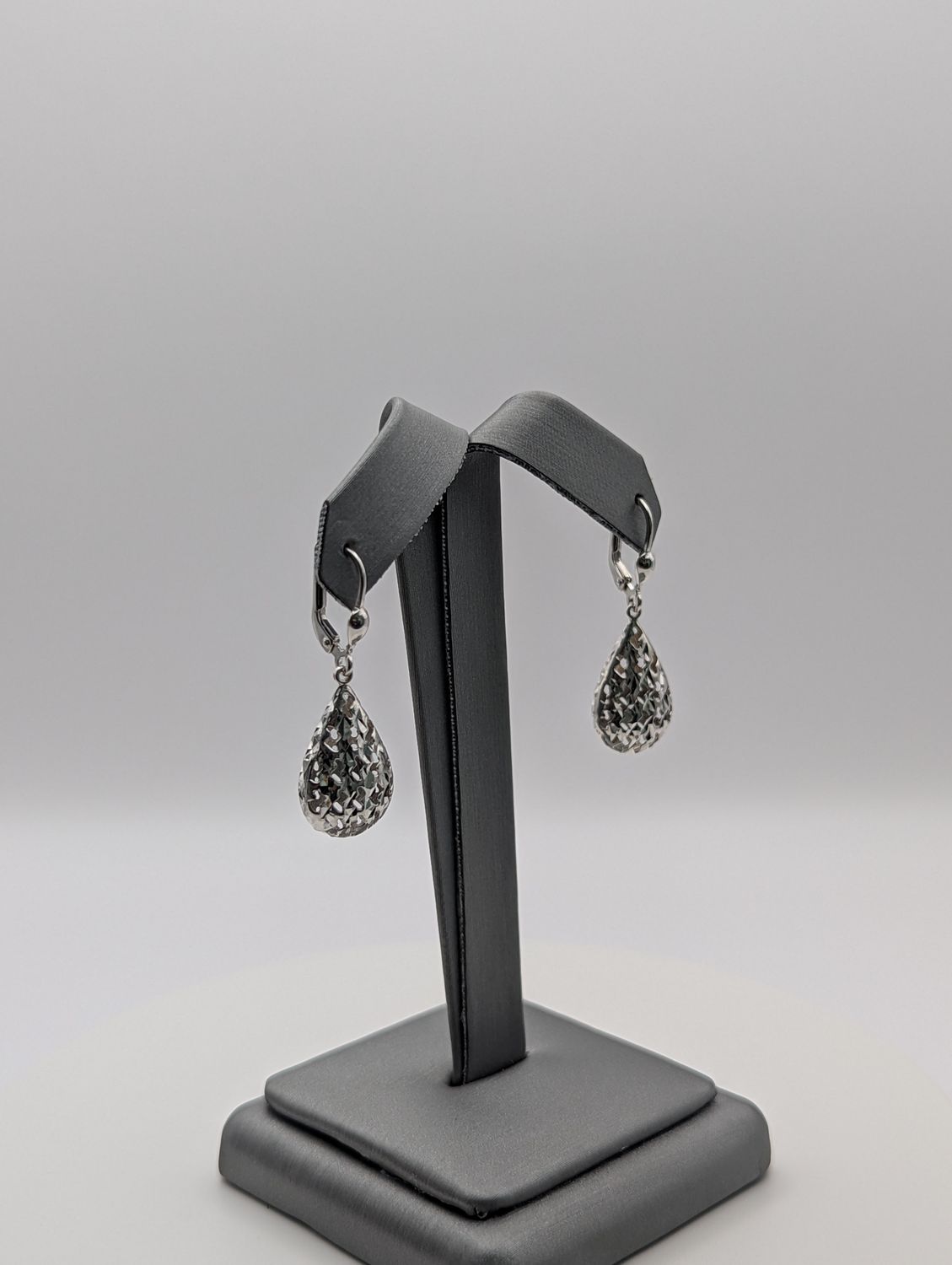 14K WG Dia Cut Teardrop Earrings (3g)