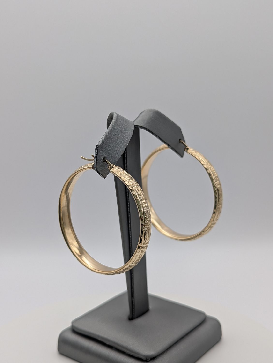 14K YG Greek Key Hoop Earrings (7.9g)