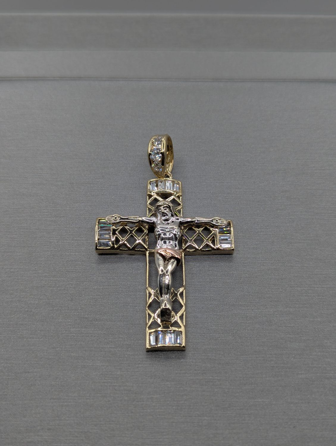 14K Tri Color CZ Crucifix Pendant (13g)