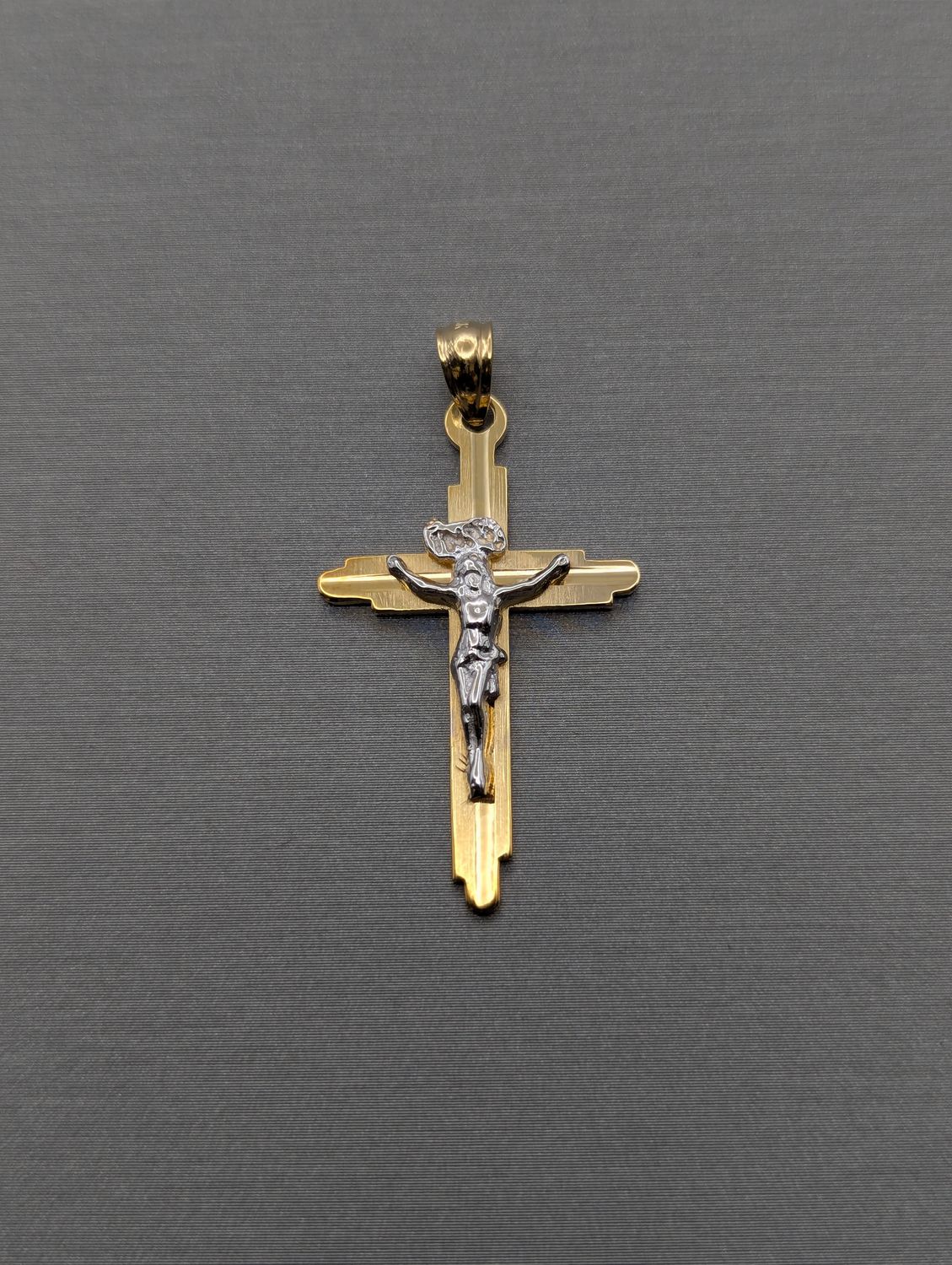 14K Two Tone Crucifix Pendant (2.6g)
