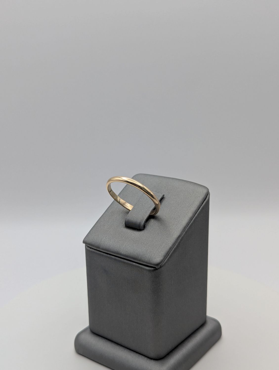 14K YG Wedding Band (S10 | 2.1g)