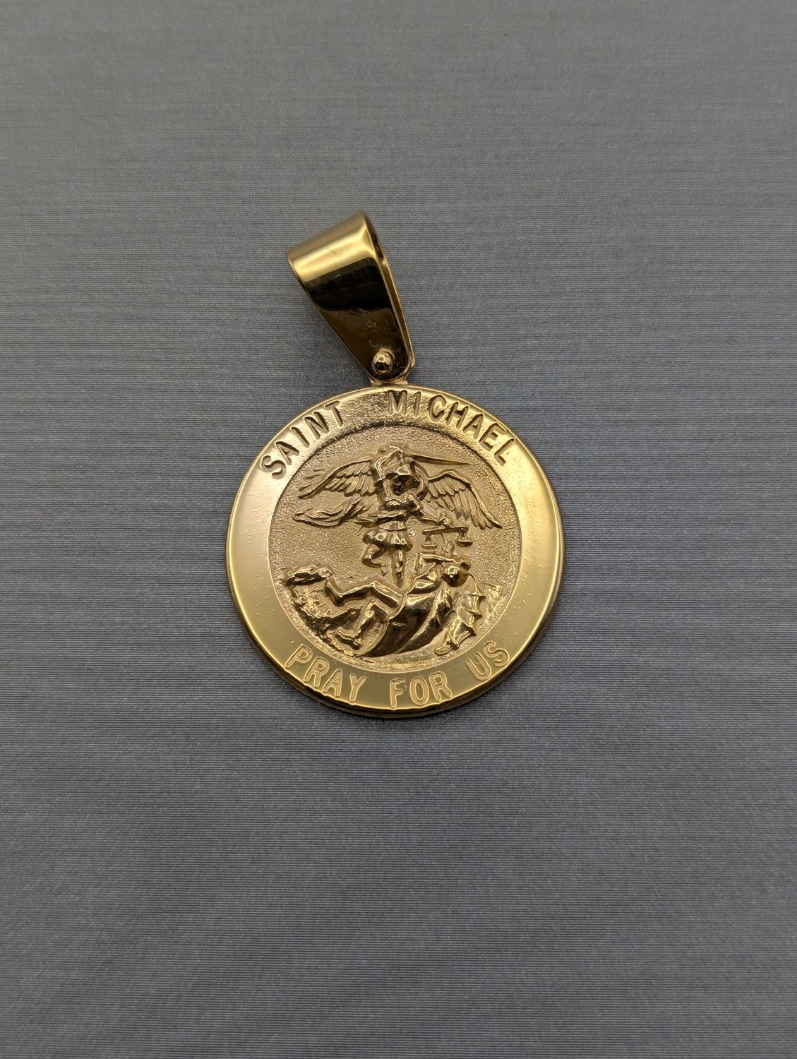 14K YG Saint Michael Pendant (6.6g)