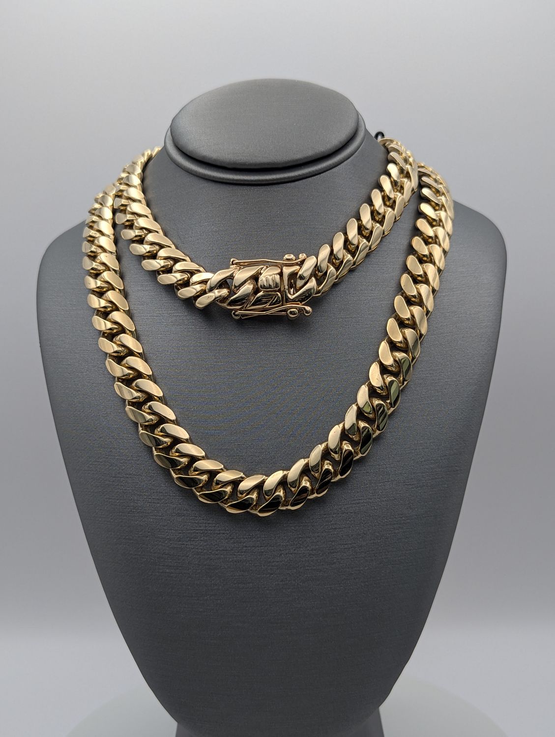 14K YG Miami Cuban Chain (24" | 193.6g | 10mm)