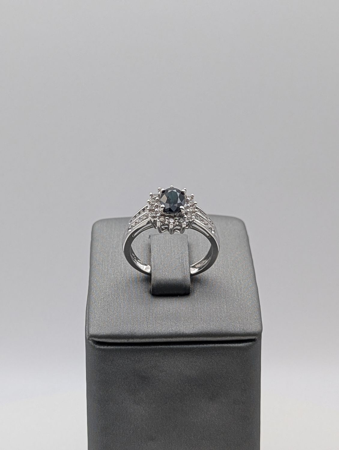 14K WG Diamond Ring (S7 | 3.9g)