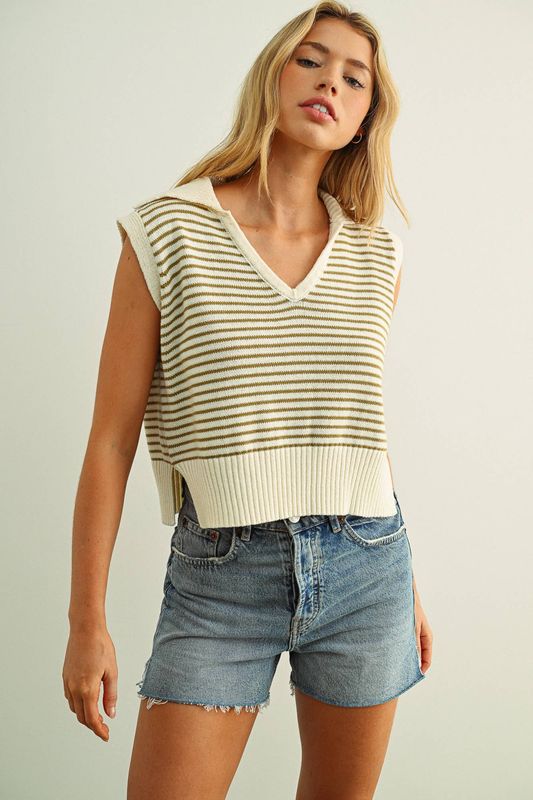 V-NECK STRIPE COLLAR KNITTED TOP