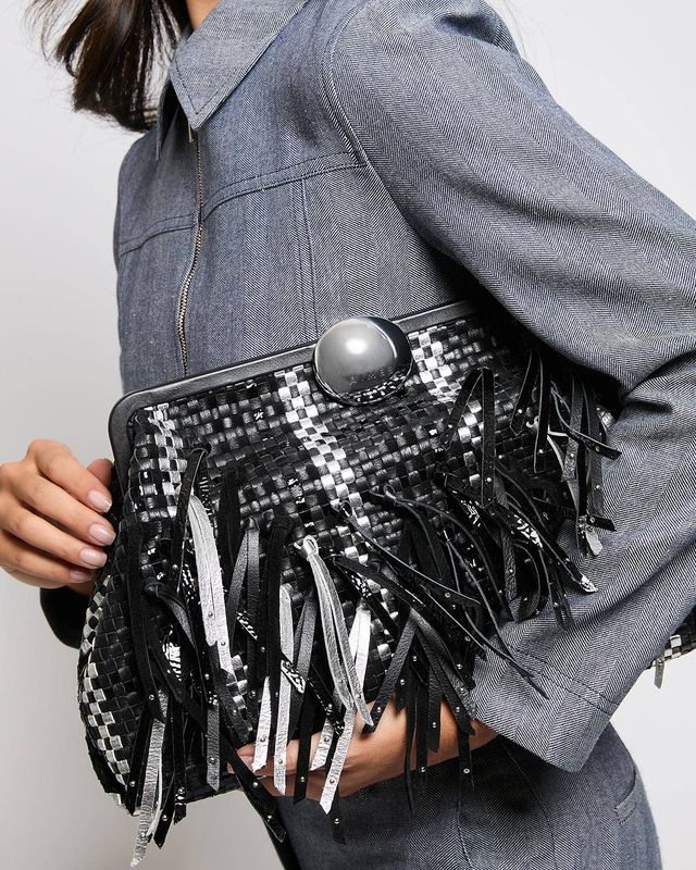 Full Circle Novelty XL Clutch Black