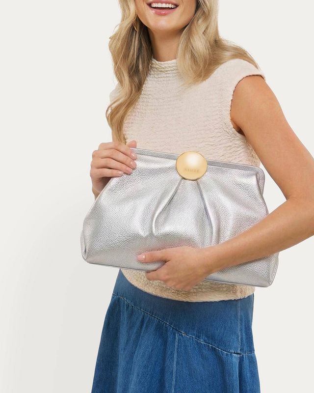 Full Circle XL Clutch Metallic Silver