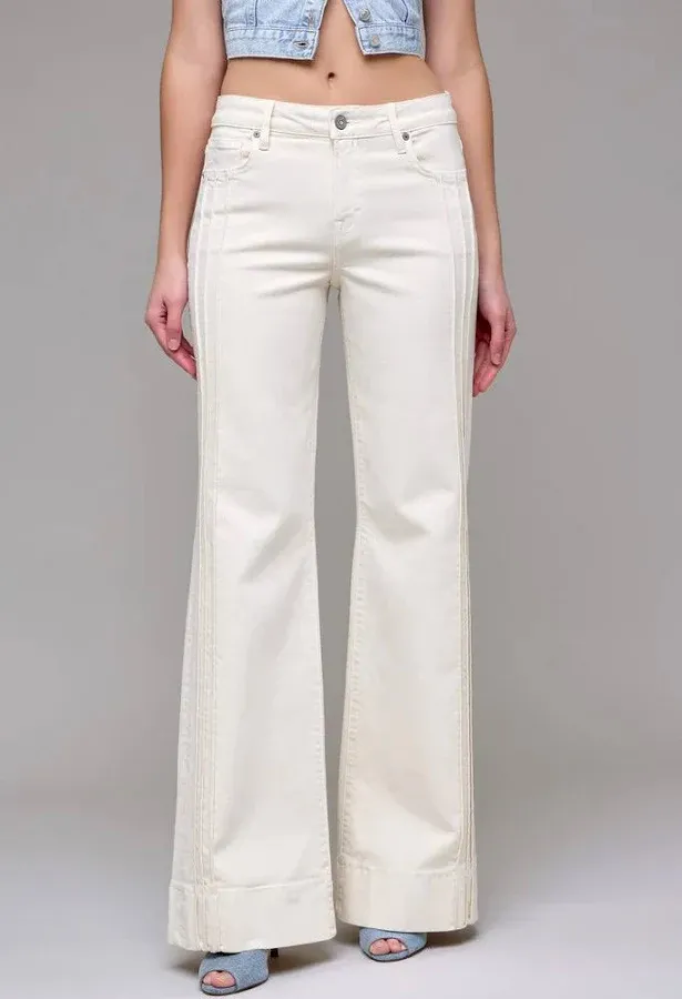 Hidden Mid Rise Comfort Flare Jean