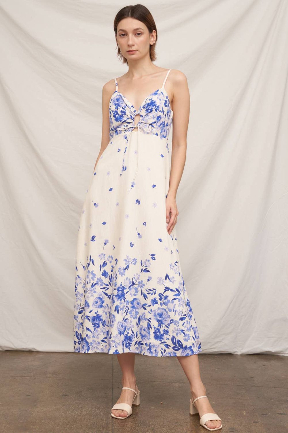 Sleeveless Floral Print Midi Dress with Keyhole, Color: White Blue, Size: M